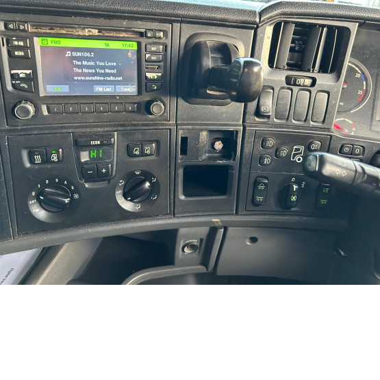 2016 SCANIA R520 TOPLINER V8 in 6x2 Tractor Units