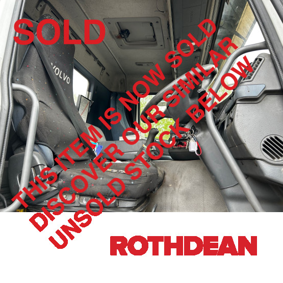 2006 VOLVO FM-300 in Tank Rigid Vehicles