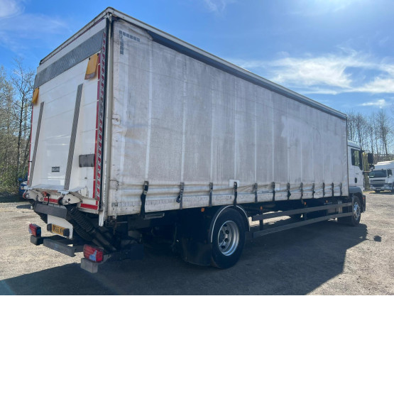 2017 MAN TGM 18.250 in Curtain Siders Rigid Vehicles