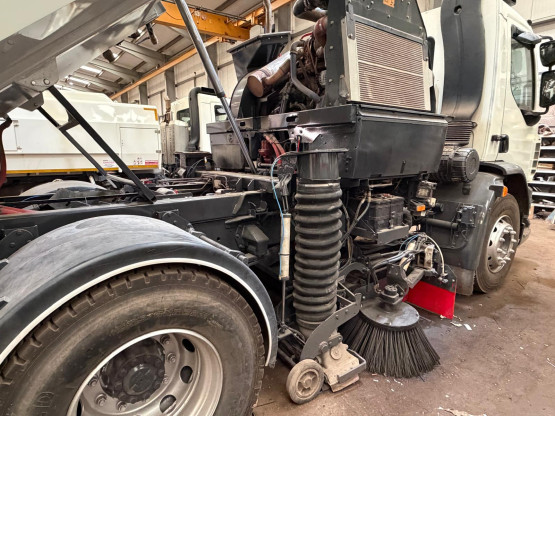 2015 DAF LF250 ROAD SWEEPER in Truck Mounted Sweepers