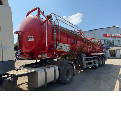 2003 WHALE WASTE DISPOSAL TANKER