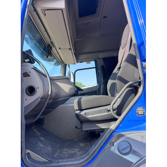 2020 DAF CF450 in 6x2 Tractor Units