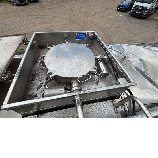 2002 Feldbinder FOOD TANKER in Food & Chemical Tankers Trailers
